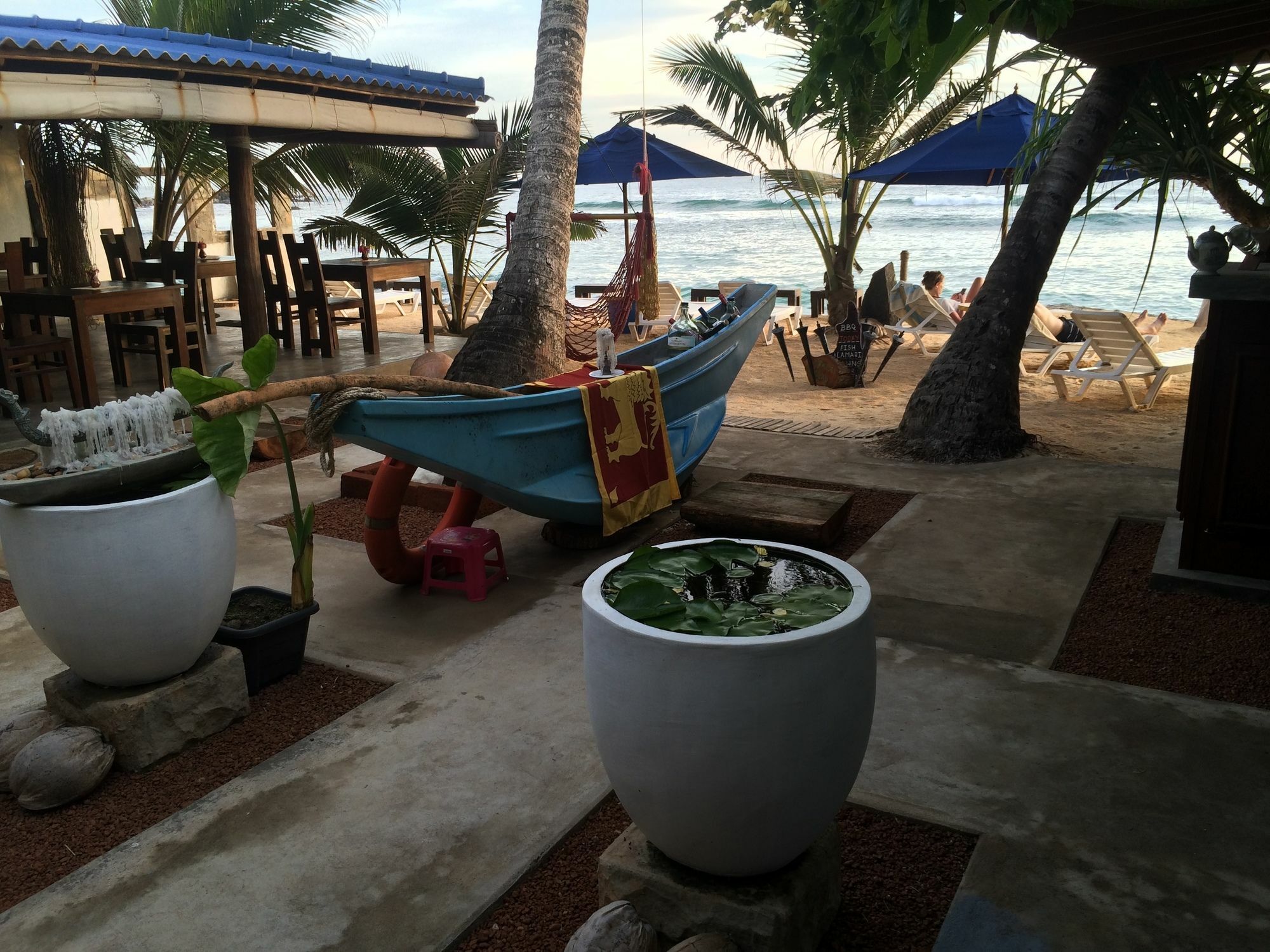 Beach Castle Unawatuna Exterior photo